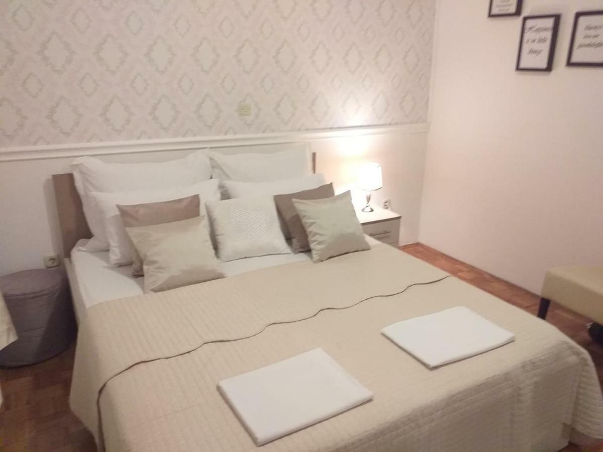 Apartman Jurilj Макарска Екстериор снимка